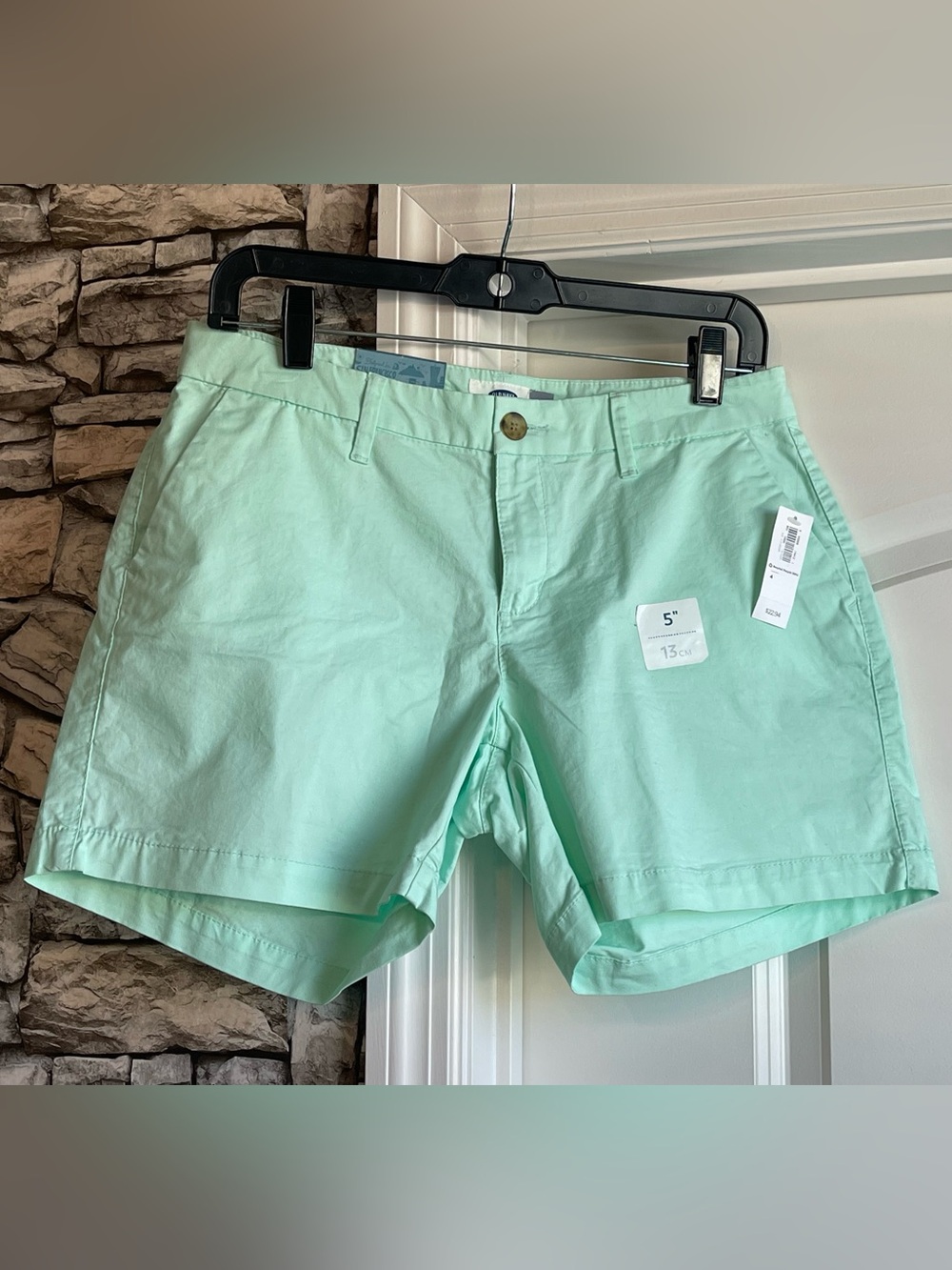 Old Navy Classic Women's Mint Chino Shorts SZ 4 NWT